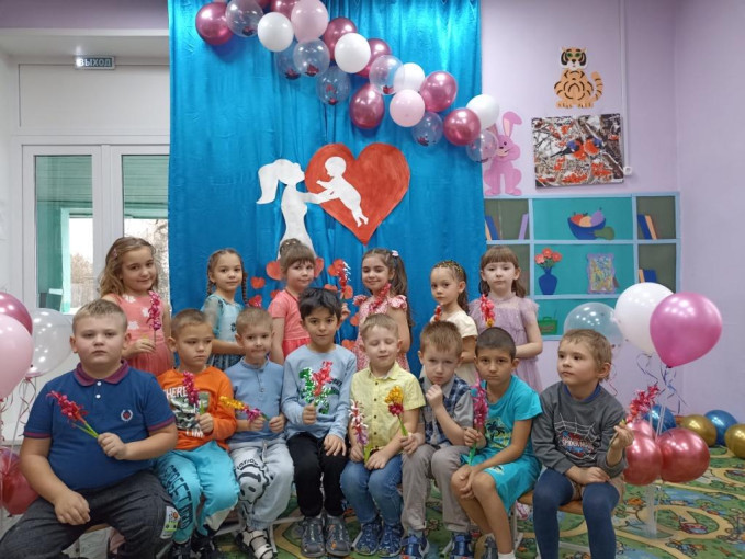 День матери День матери.